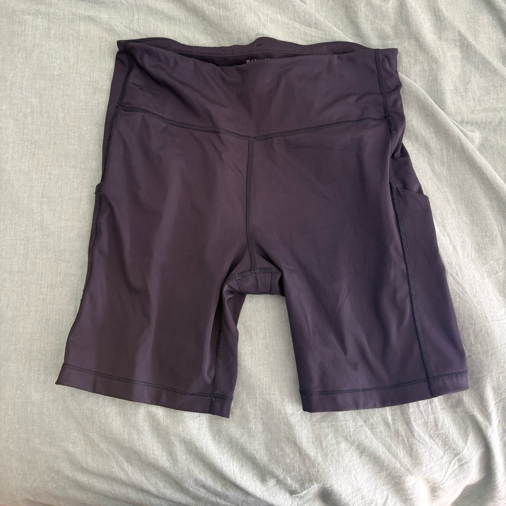 Athleta black biker shorts 7 inch